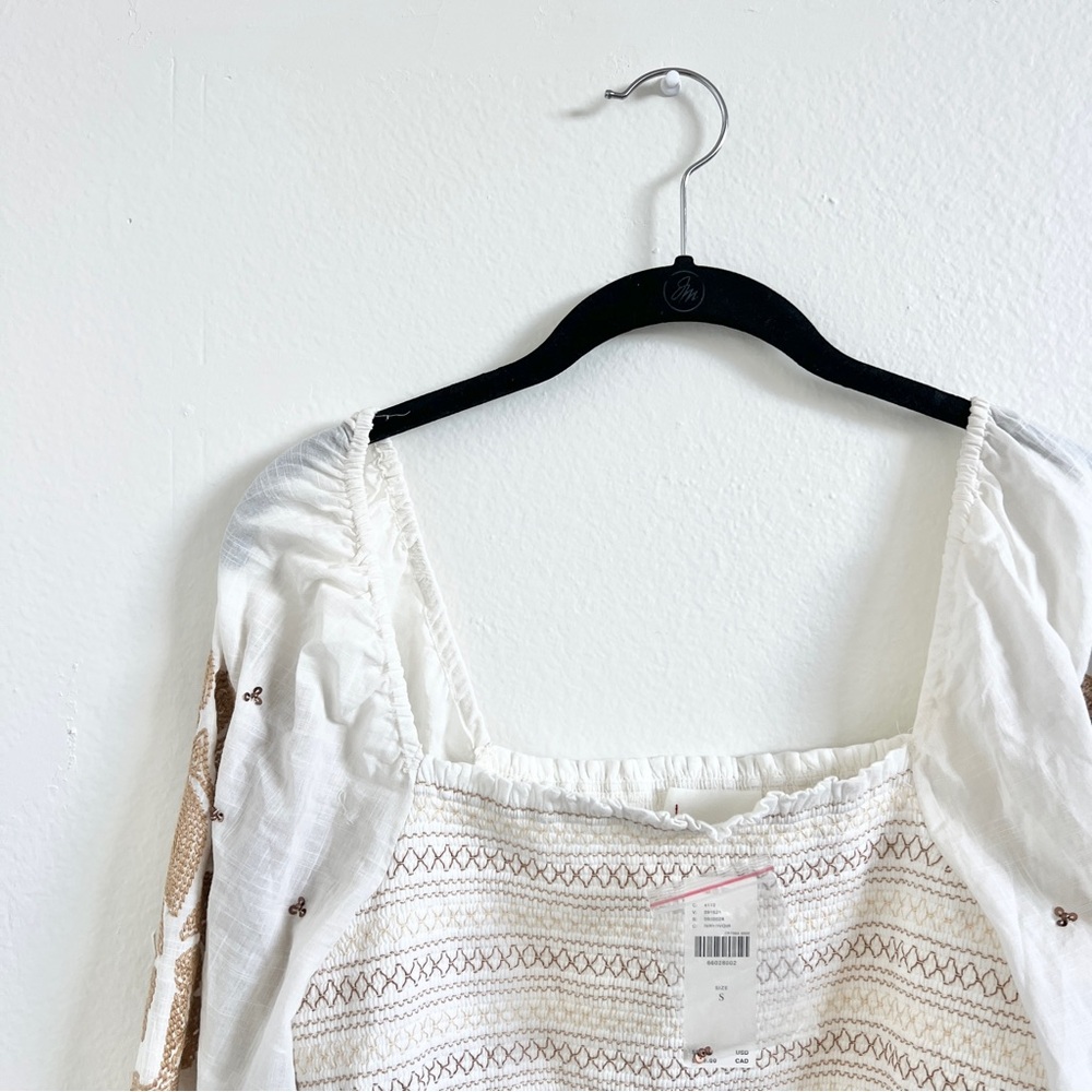 Anthropologie White Peasant Blouse with Tan Embroidered Sleeves - Picture 8 of 11